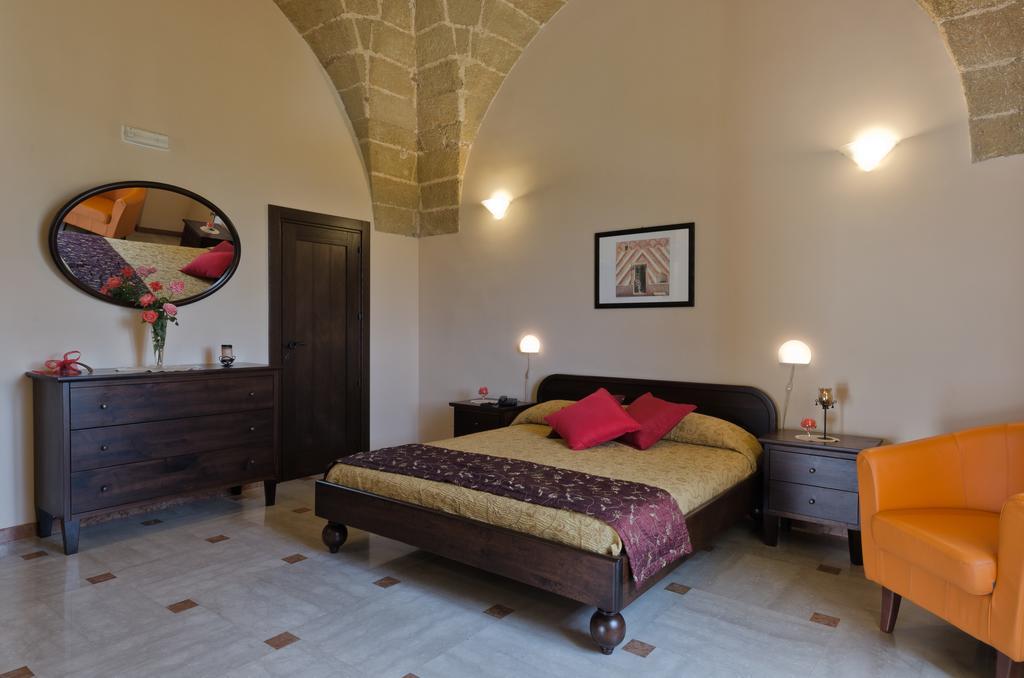 Amaregold Tenuta La Baronessa Resort ตูญีเอ ภายนอก รูปภาพ