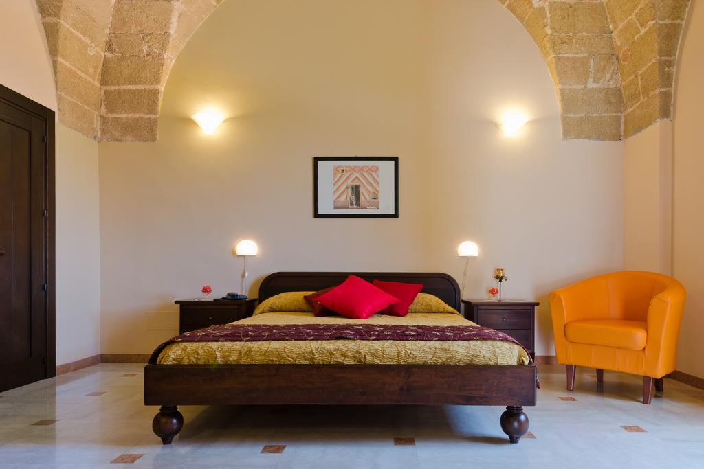 Amaregold Tenuta La Baronessa Resort ตูญีเอ ภายนอก รูปภาพ