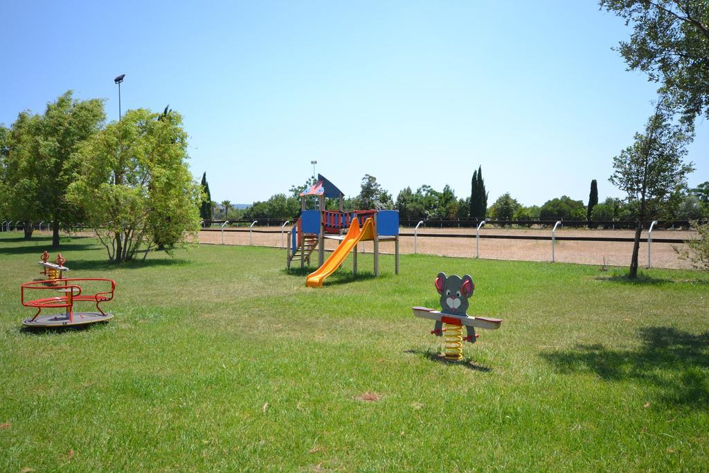 Amaregold Tenuta La Baronessa Resort ตูญีเอ ภายนอก รูปภาพ